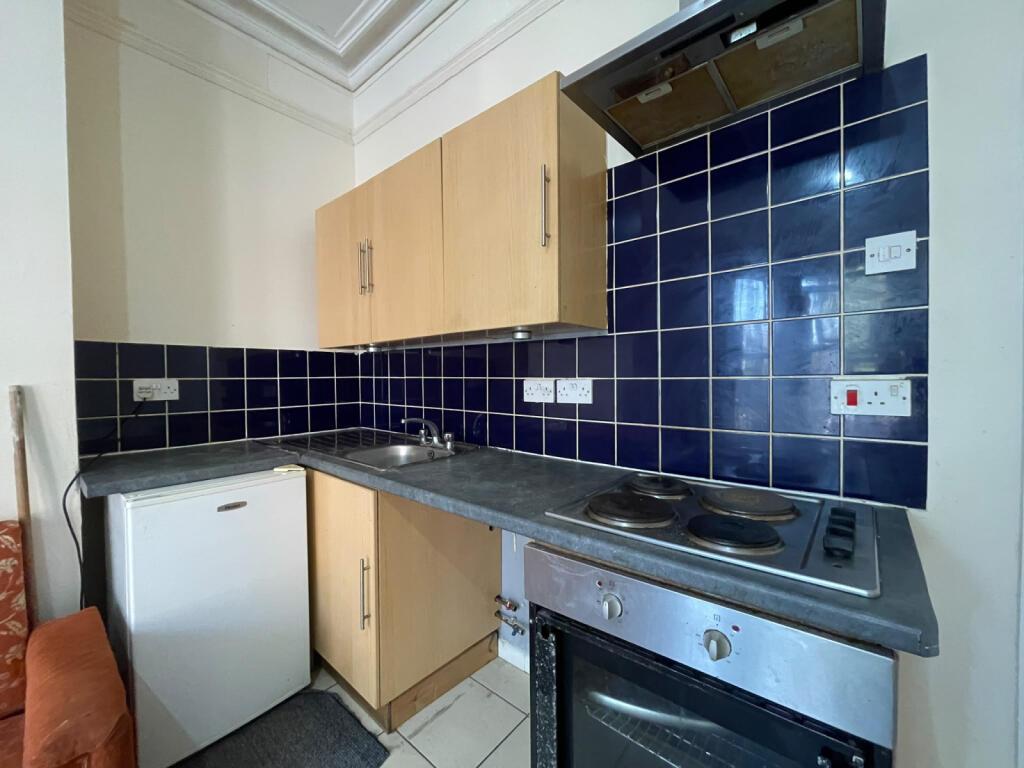 Apartment in Leicester - View 3