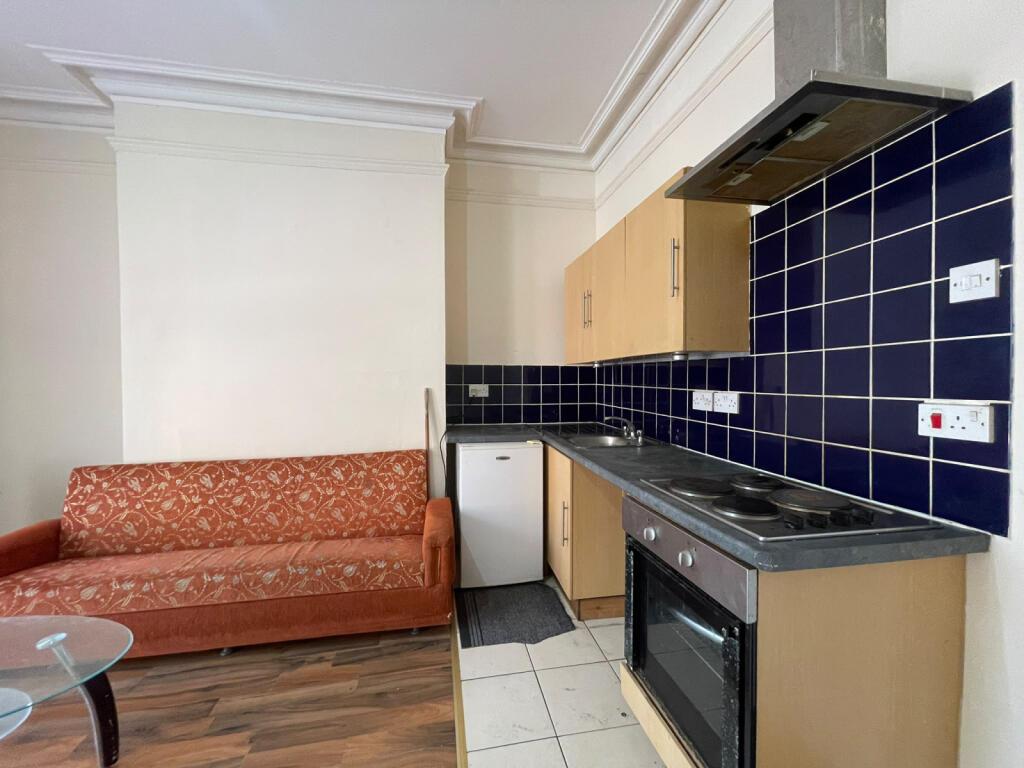 Apartment in Leicester - View 5