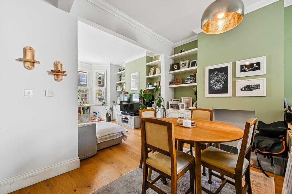 House in London - View 4