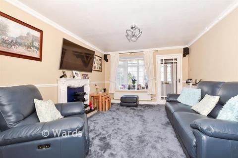 3 bedroom semi-detached house for sale, Pear Tree Avenue, Aylesford ME20