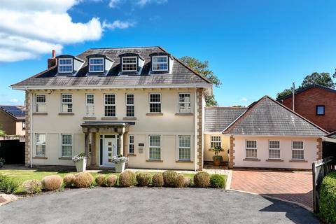 5 bedroom house for sale, Sherborne Walk, Blackpill, Swansea