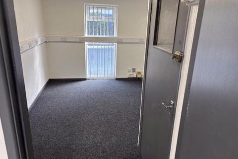 Property to rent, TO LET - UNIT 4 THE ASTRA CENTRE, ROYLE BARN ROAD, ROCHDALE.