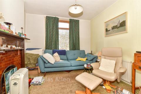 2 bedroom terraced house for sale, Willow Street, London E4