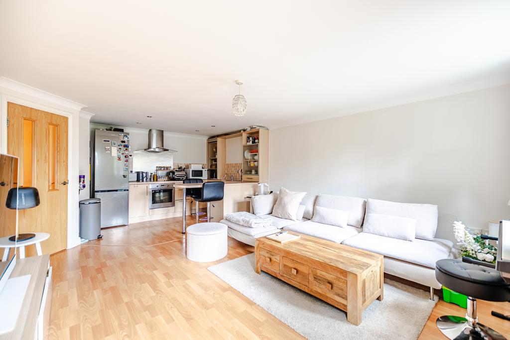 Apartment in Leeds, West Yorkshire - View 4
