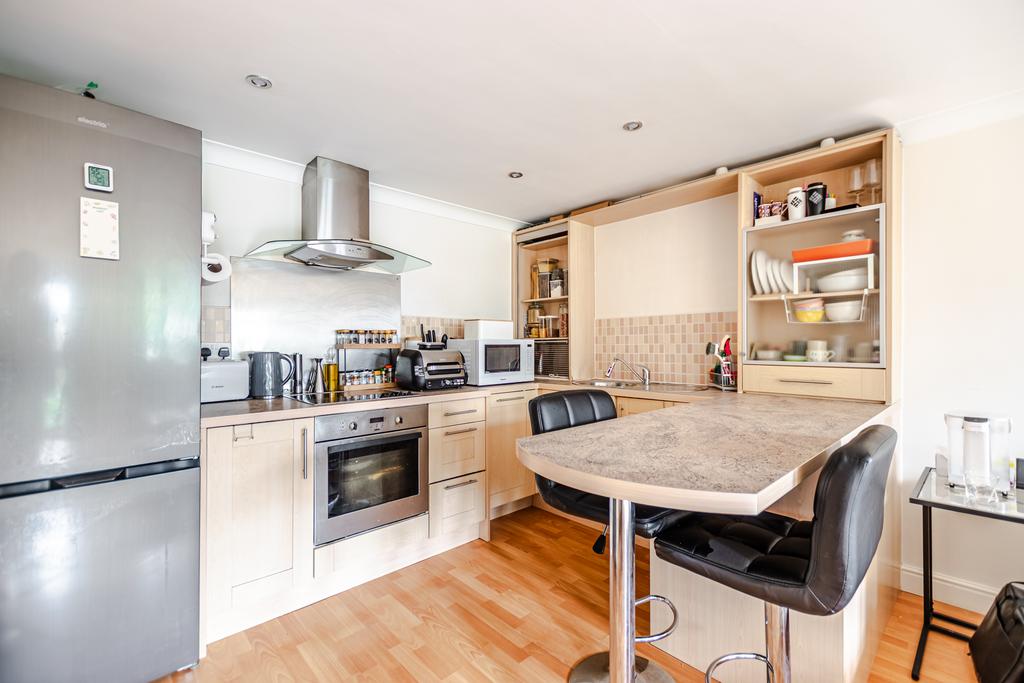 Apartment in Leeds, West Yorkshire - View 5