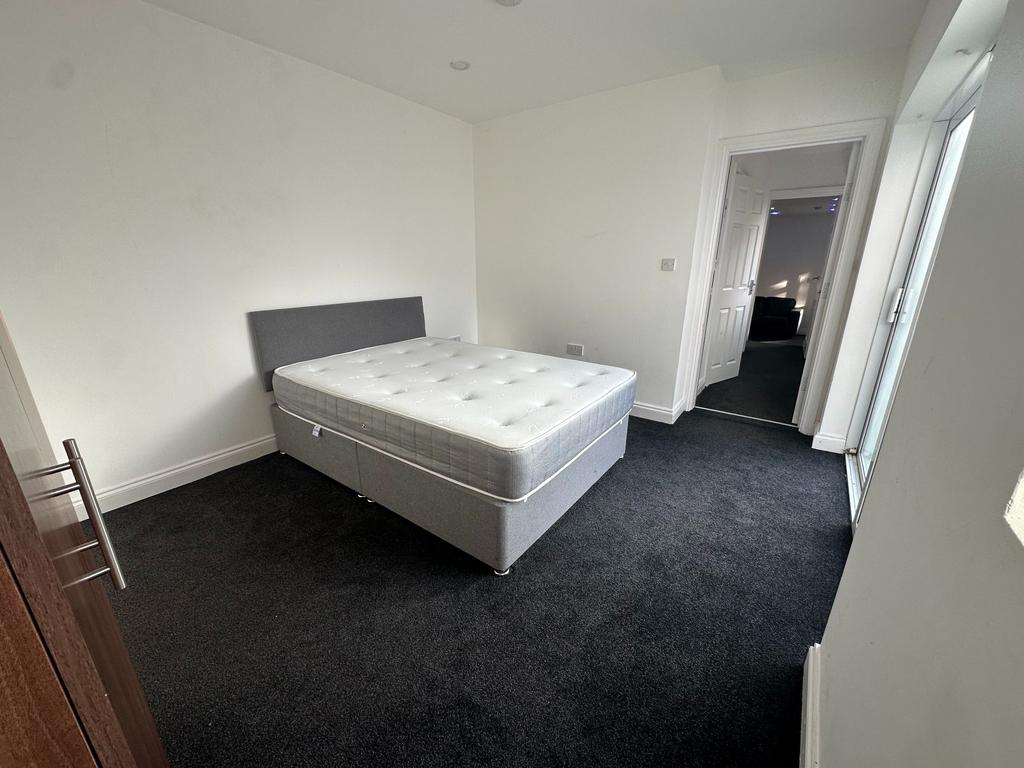 Apartment in Leicester - More