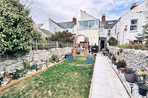 2 bedroom flat for sale, Channel View Road, Portland