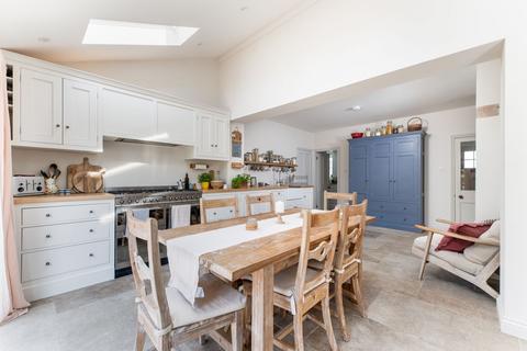 3 bedroom semi-detached house for sale, Lynton Drive, Shipley, BD18