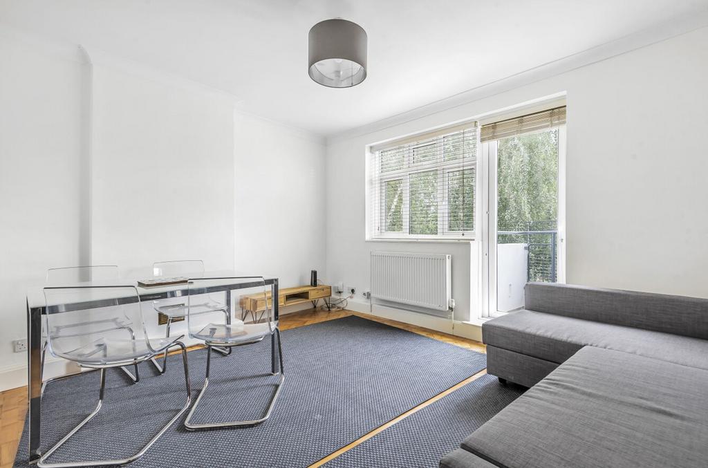 Apartment in London - View 3