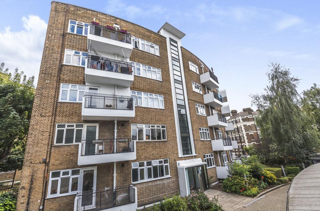 Apartment in London - View 5