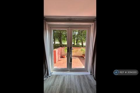 undefined, St Georges Road, Glasgow, G3