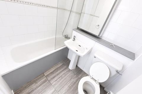 Studio for sale, Cumberland Place, London, SE6