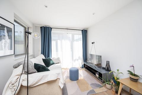 1 bedroom flat for sale, Linea Court, London E3