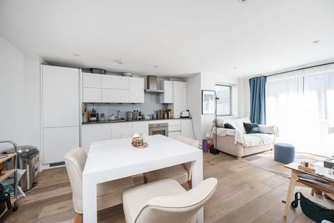1 bedroom flat for sale, Linea Court, London E3