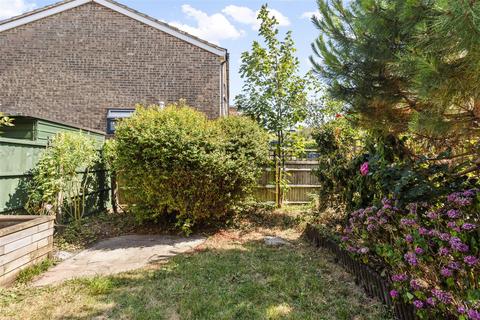 3 bedroom end of terrace house for sale, Porters Way, Polegate BN26