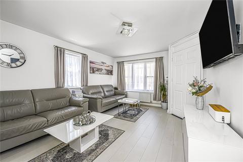 5 bedroom end of terrace house for sale, Simmons Drive, Essex RM8