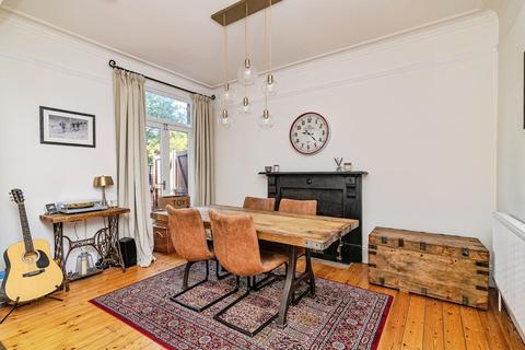 4 bedroom semi-detached house for sale, North Road, West Bridgford, Nottingham, Nottinghamshire, NG2