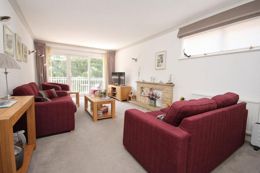 Apartment in DURLEY CHINE - View 3