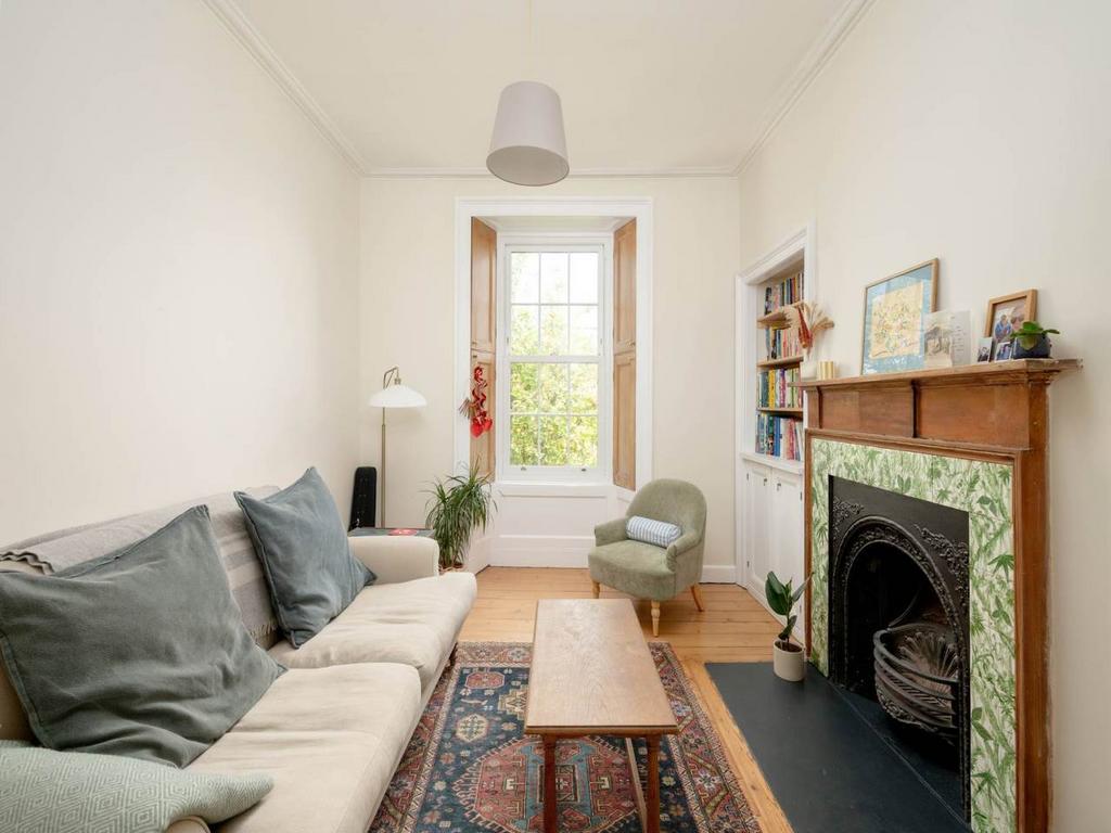 Apartment in Edinburgh - View 2