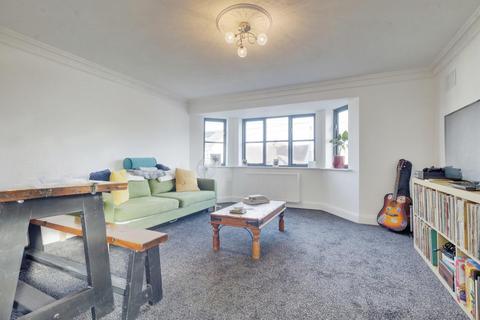 2 bedroom apartment for sale, Nelson Road, Leigh-on-sea SS9