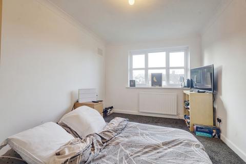2 bedroom apartment for sale, Nelson Road, Leigh-on-sea SS9
