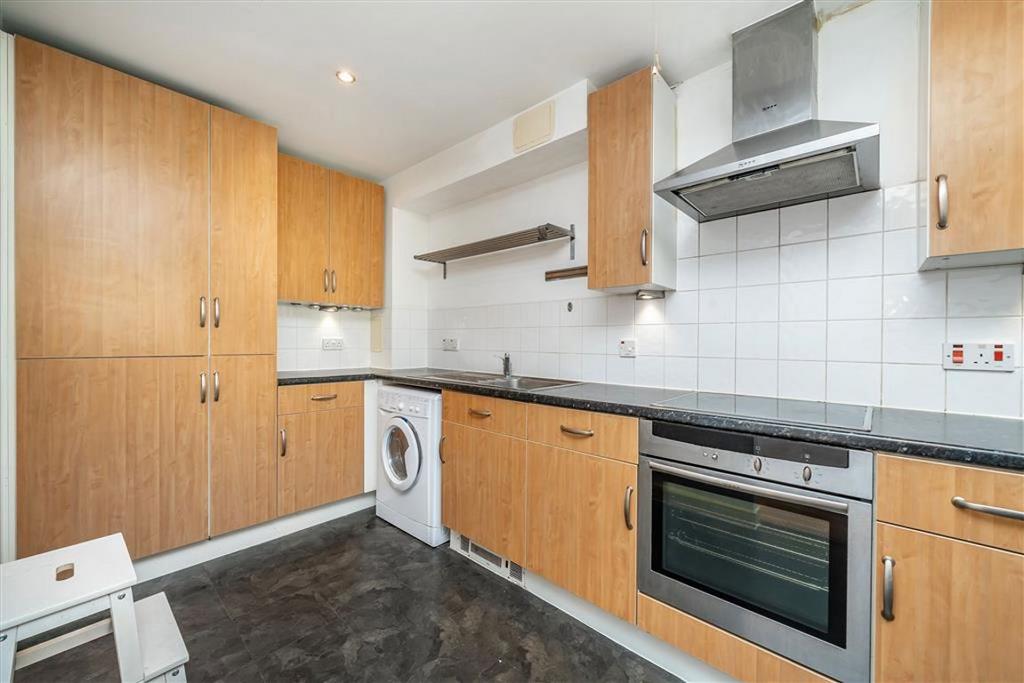 Apartment in London - View 3