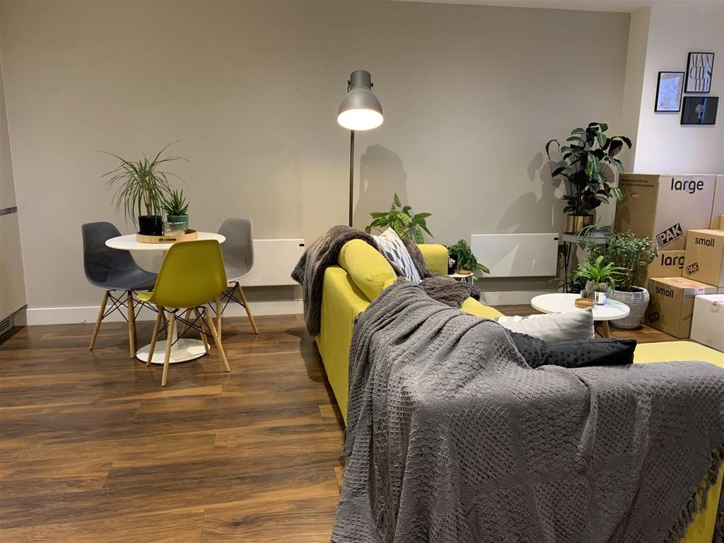Apartment in Manchester - View 4