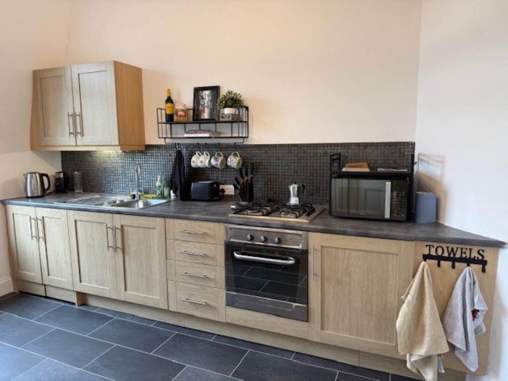Apartment in Edinburgh, Merchiston - View 4