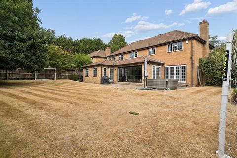 4 bedroom house for sale, Parkfield, Chorleywood WD3