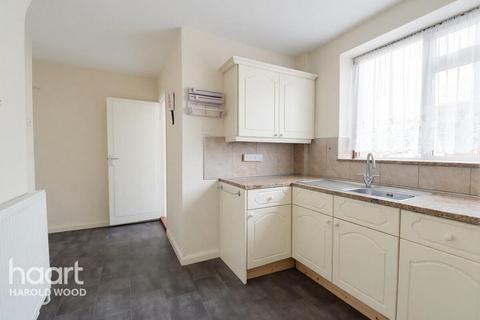 Fairford Close, Romford