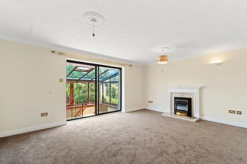 3 bedroom bungalow to rent, Hazel Drive, Plymouth