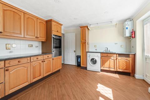 3 bedroom bungalow to rent, Hazel Drive, Plymouth