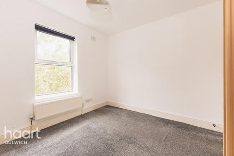 2 bedroom flat for sale, North Cross Road, London