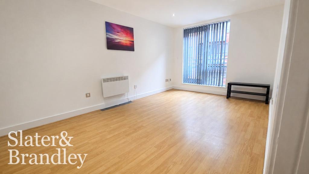 Apartment in Nottingham - View 4