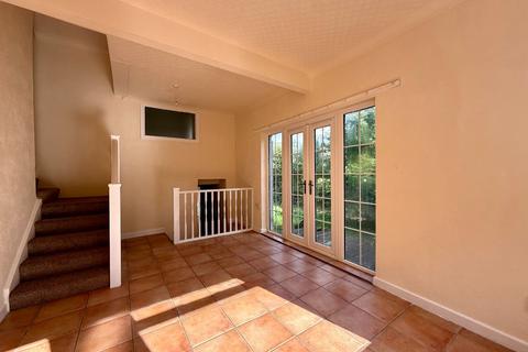 2 bedroom detached bungalow for sale, Glyn Malden Lodge, Dolgellau, LL40 1YA