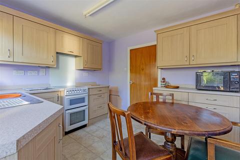 2 bedroom bungalow for sale, Ladybower Drive, Hathersage, Hope Valley