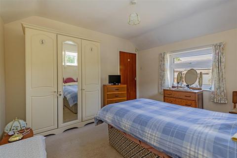 2 bedroom bungalow for sale, Ladybower Drive, Hathersage, Hope Valley