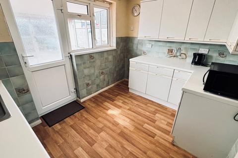 3 bedroom end of terrace house for sale, Yeolands Road, Portland, Dorset