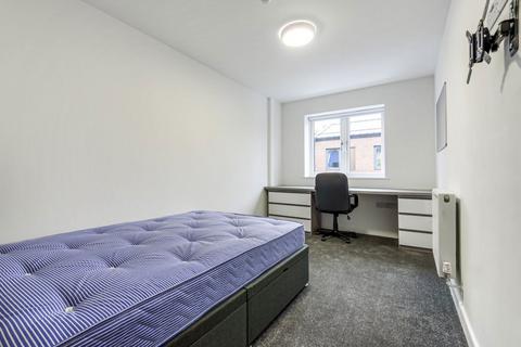 1 bedroom in a house share to rent, Cowley Road, Oxford