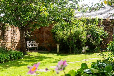 4 bedroom cottage for sale, Main Street, Church Langton, LE16