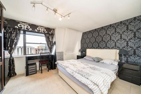 1 bedroom flat for sale, Newton Street, London WC2B