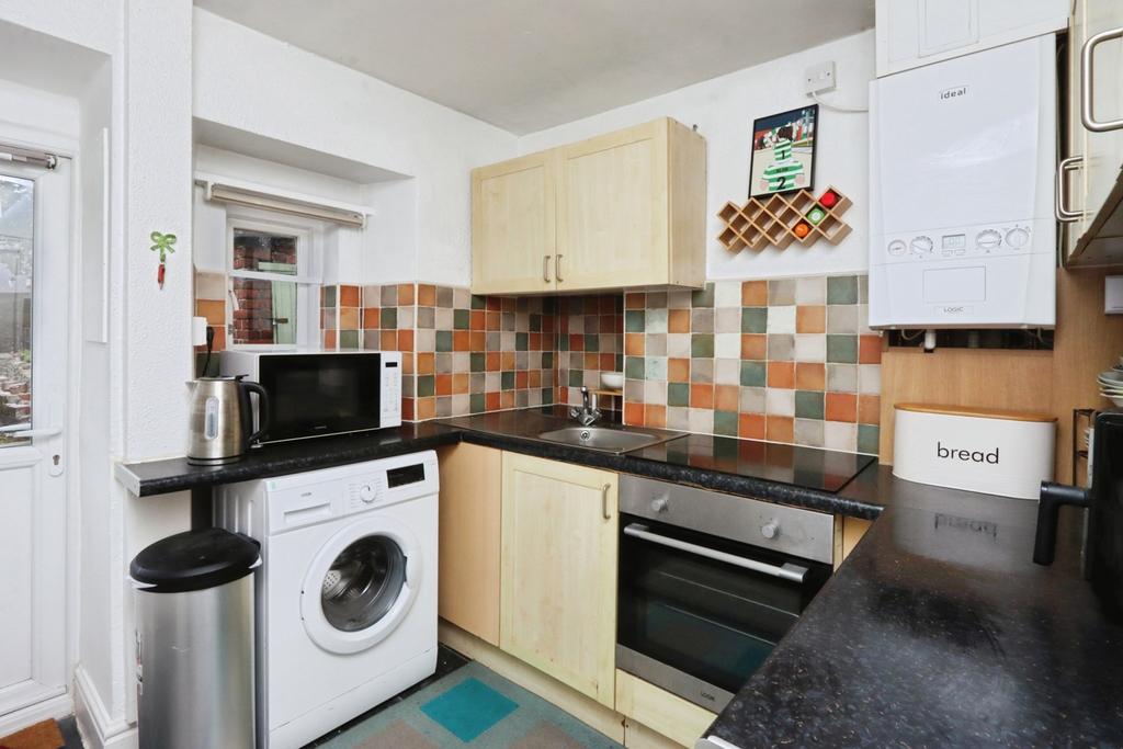 House in Sheffield, South Yorkshire - View 3