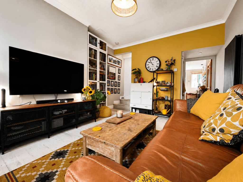 House in Cardiff - More