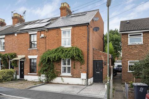 3 bedroom end of terrace house for sale, Queens Road, Egham, Surrey, TW20