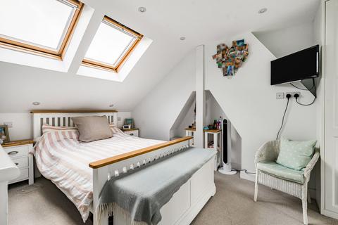 3 bedroom end of terrace house for sale, Queens Road, Egham, Surrey, TW20