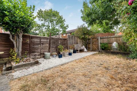 3 bedroom end of terrace house for sale, Queens Road, Egham, Surrey, TW20