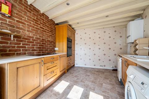 2 bedroom detached house for sale, Allum Lane, Elstree, Borehamwood