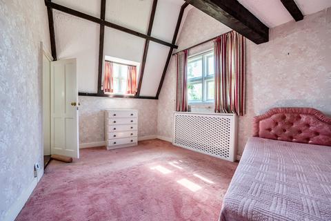 2 bedroom detached house for sale, Allum Lane, Elstree, Borehamwood