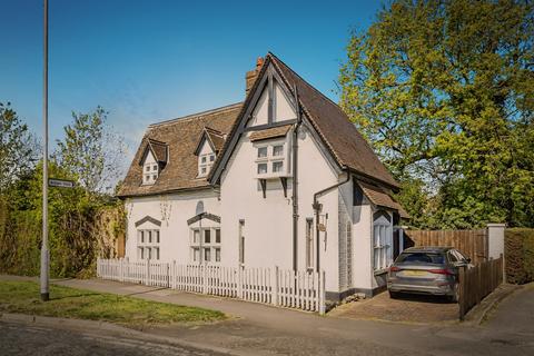 2 bedroom detached house for sale, Allum Lane, Elstree, Borehamwood