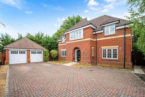 5 bedroom detached house for sale, Killowen Close, Tadworth